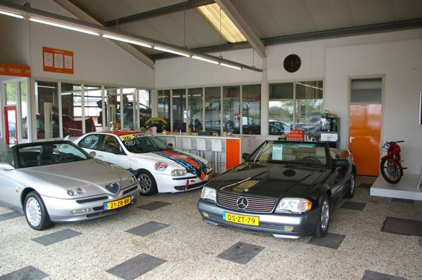 CarOutlet showroom 04