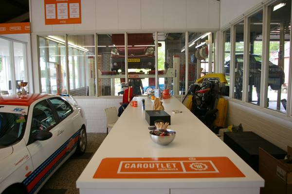 CarOutlet showroom 06