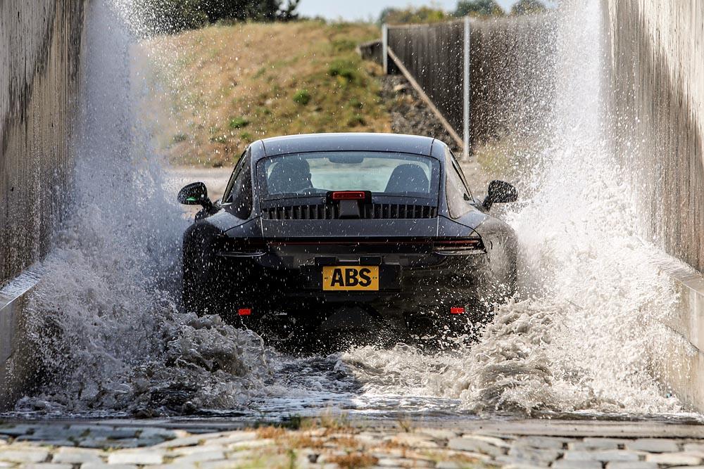 Porsche 911 test groningen 06