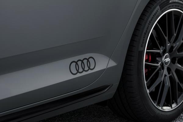 audia4slineblackedition groningen 02