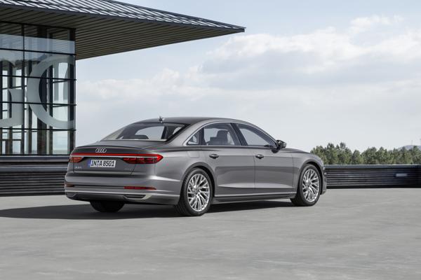 Audi A8 L groningen 10