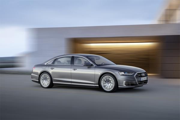 Audi A8 L groningen 13