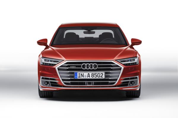 Audi A8 L groningen 17