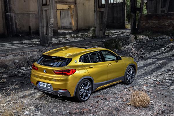 BMW groningen X2 03