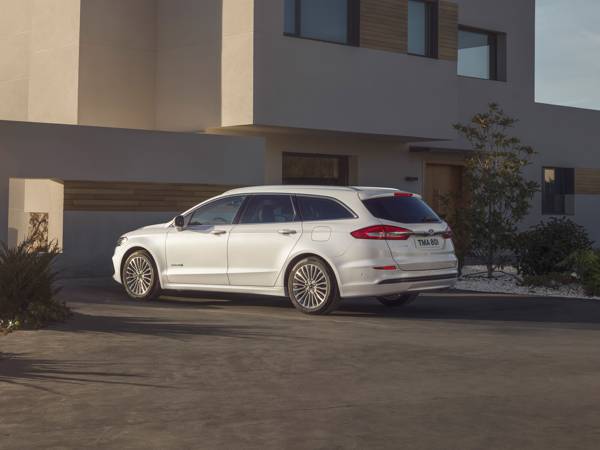 FordMondeo Hybrid groningen 03