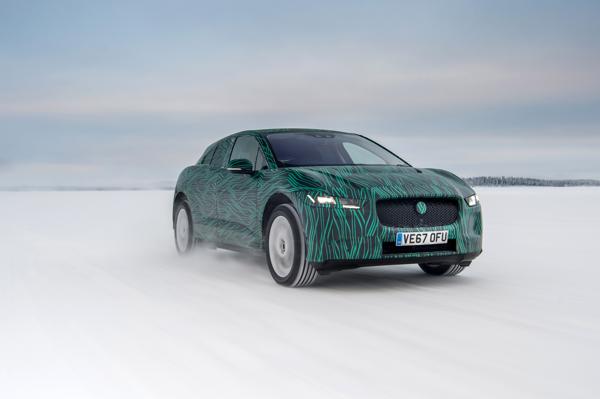 Snelle Jaguar I PACE laadt snel op 03