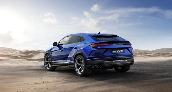 Lamborghini Urus 02