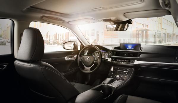 Lexus CT 200h groningen 03