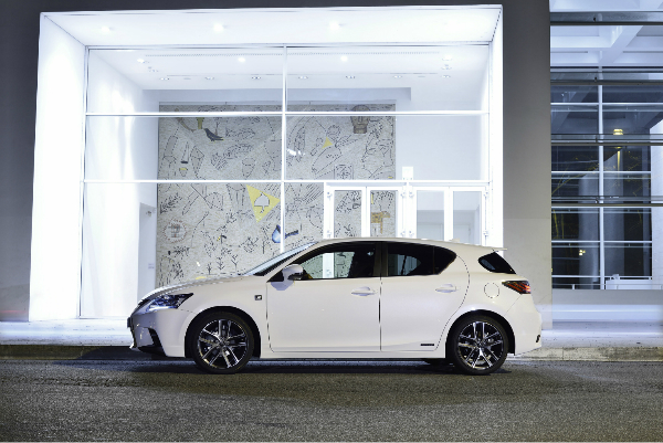 Lexus CT 200h groningen