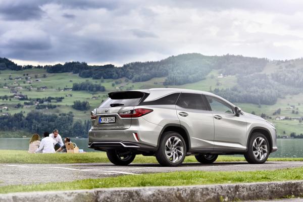 LEXUS RX 450hL groningen 02
