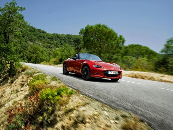 06 2019 MAZDA MX 5 ACTION