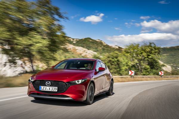 Mazda3 Skyactiv X dynamic HB soul red crystal 5