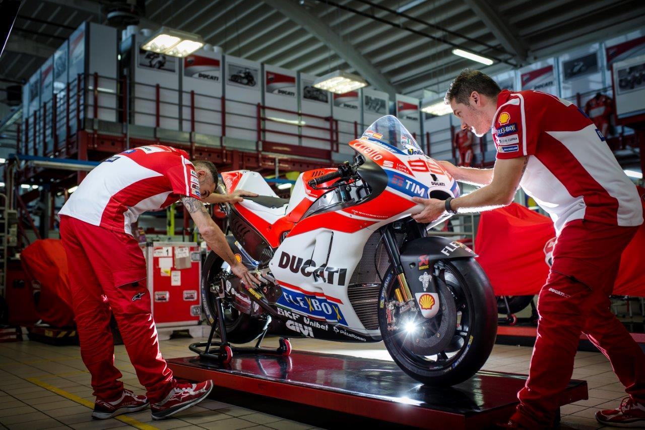 seatleoncupracervsducatimotogp groningen 02
