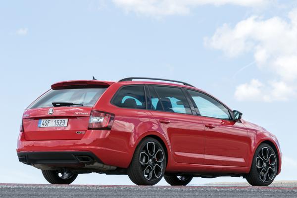 Skoda Octavia RS245 groningen 10