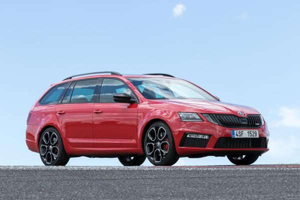 Skoda Octavia RS245 groningen 11