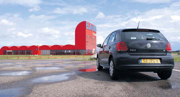 Volkswagen Polo Comfortline test back