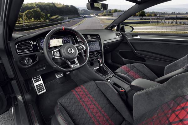 VW Golf GTI TCR groningen 16