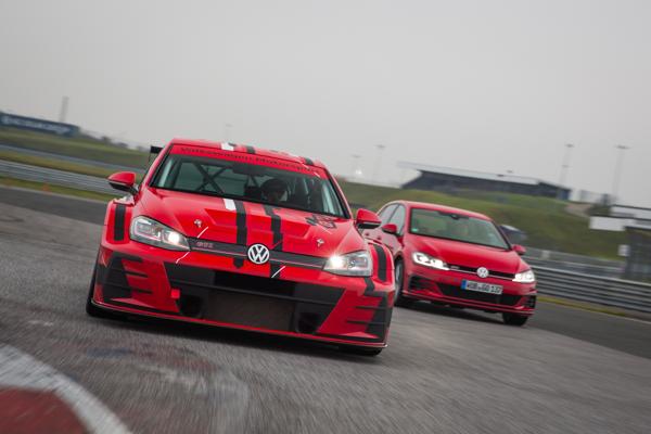 Volkswagen groningen GOLF GTI TCR 04