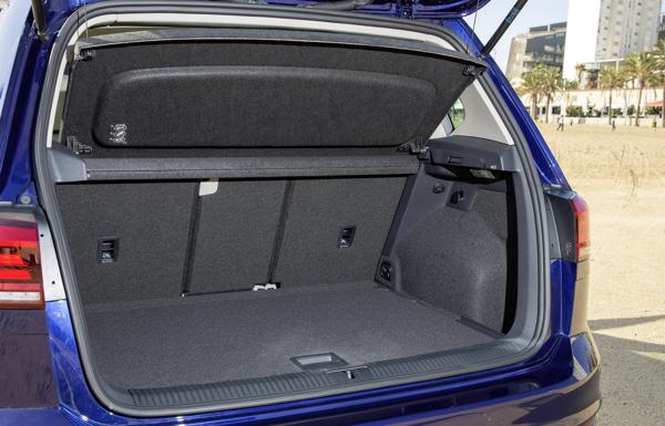 volkswagen golf sportsvan groningen 09