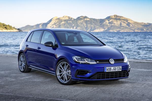 VW Golf R performance groningen 01