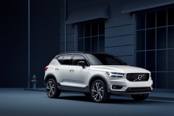 New Volvo groningen XC40 exterior 01