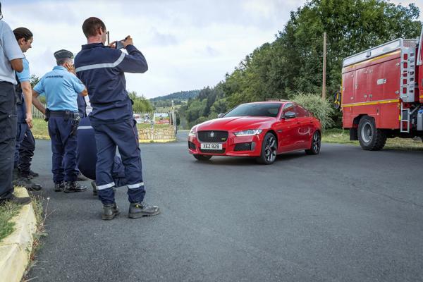 Jag XE 300 SPORT 19MY Forgotten Circuit 250918 11