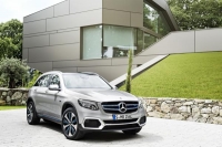 GLC F-CELL in preproductie: eerste auto ter wereld met brandstofcel en elektrische aandrijflijn