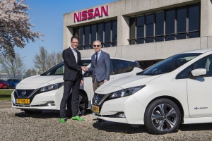 Nieuwe Nissan LEAF voor de deur, LEAF-batterijen achter de deur