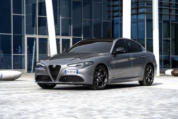 Gelimiteerde Alfa Romeo Giulia en Stelvio B-Tech