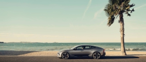 Polestar onderstreept toonaangevende transparantie met publicatie volledige CO₂-voetafdruk Polestar 5