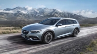 Vlaggenschip van Opel met offroad-design