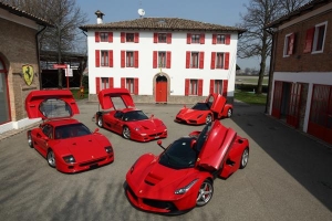 Kroymans Ferrari viert 70-jarig bestaan in stijl met 70 Year Anniversary Parade