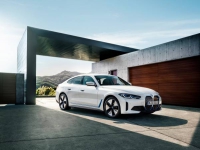 De allereerste BMW i4