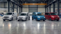 Transporter eHybrid nu in de showroom en maakt plug-in hybride line-up van Volkswagen Bedrijfswagens compleet