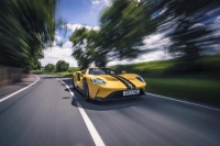 Ford GT: ultieme race-auto voor openbare weg met 50 sensoren en.....2 bekerhouders!