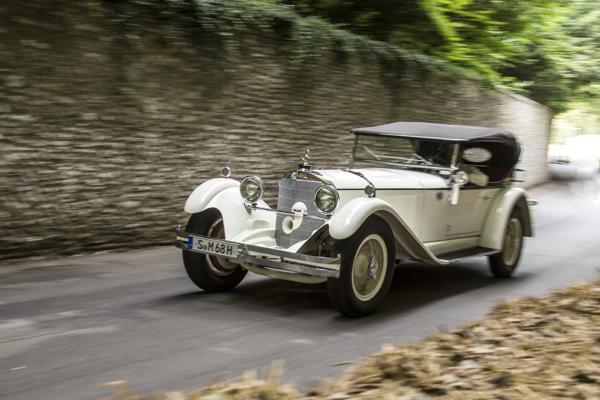 Classic Days Schloss Dyck 2017 - autoklassiekers in een koninklijke omgeving