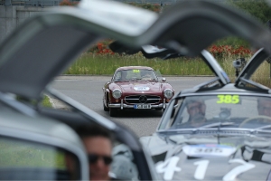 Mercedes-Benz met tien auto&#039;s aan de start van jubileum-editie Mille Miglia