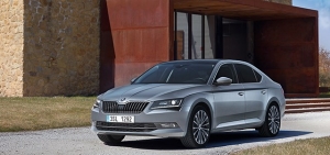 15 kaarsjes voor SKODA Superb!