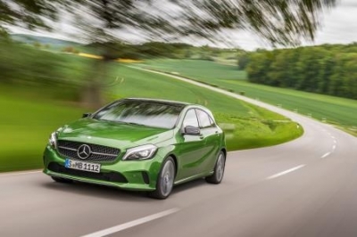 Mercedes-Benz A-Klasse en B-Klasse aanwezig op Lesauto Testdag 2016